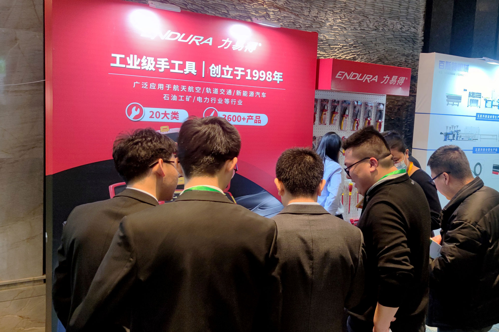 1677832379380464.jpg 1677832379380464.jpg